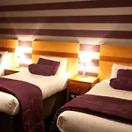 Dublin Airport Manor By Thekeycollections 3*