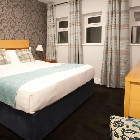 Bed & Breakfast Dublin Airport Manor By Thekeycollections 3*