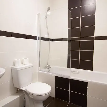 Bed & Breakfast Dublin Airport Manor By Thekeycollections 3*