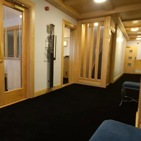 Bed & Breakfast Dublin Airport Manor By Thekeycollections 3*