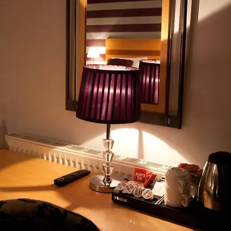 Dublin Airport Manor By Thekeycollections Bed & Breakfast 3*