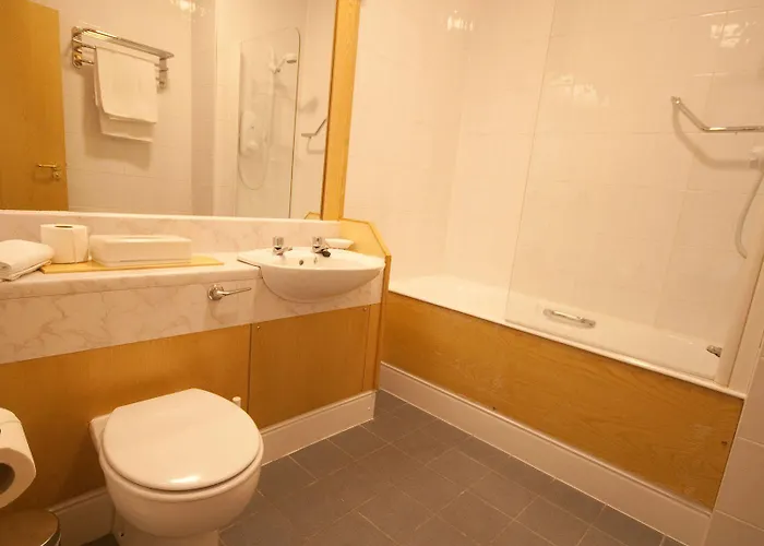 Dublin Airport Manor 3* Swords